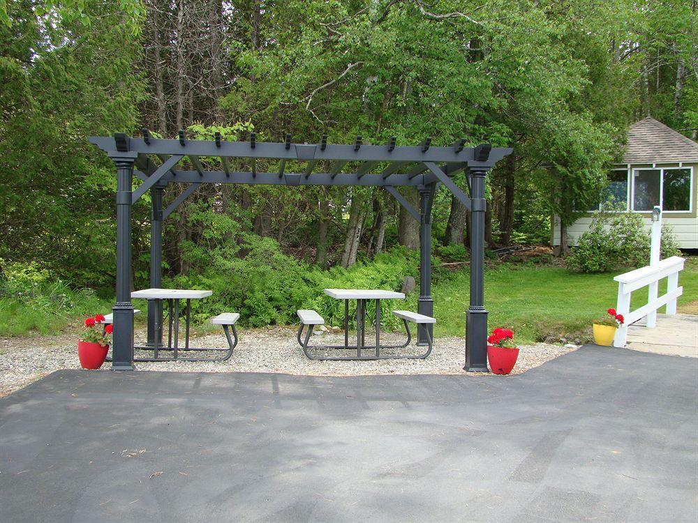 Bay Leaf Cottages & Bistro Lincolnville Extérieur photo