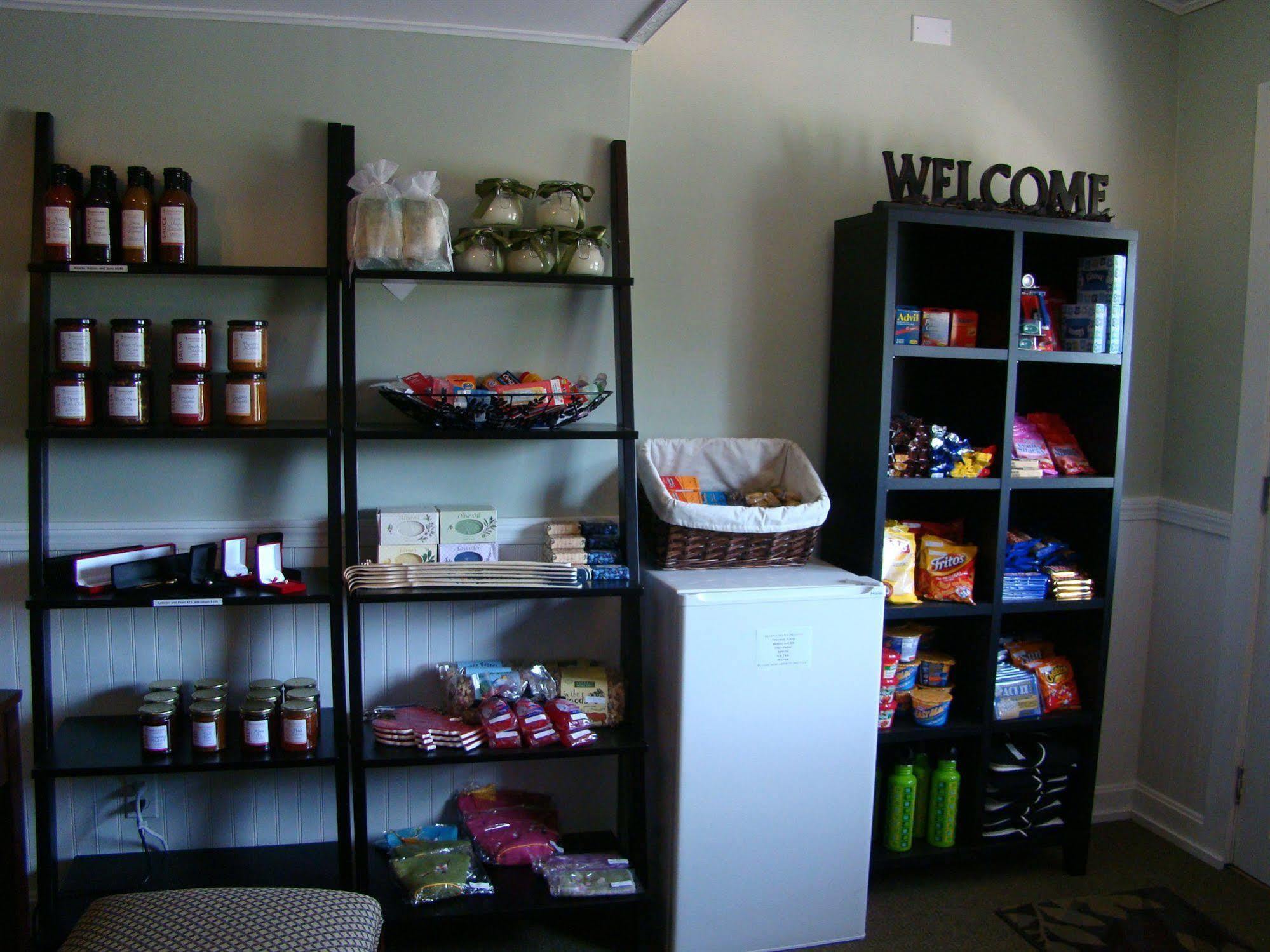 Bay Leaf Cottages & Bistro Lincolnville Extérieur photo