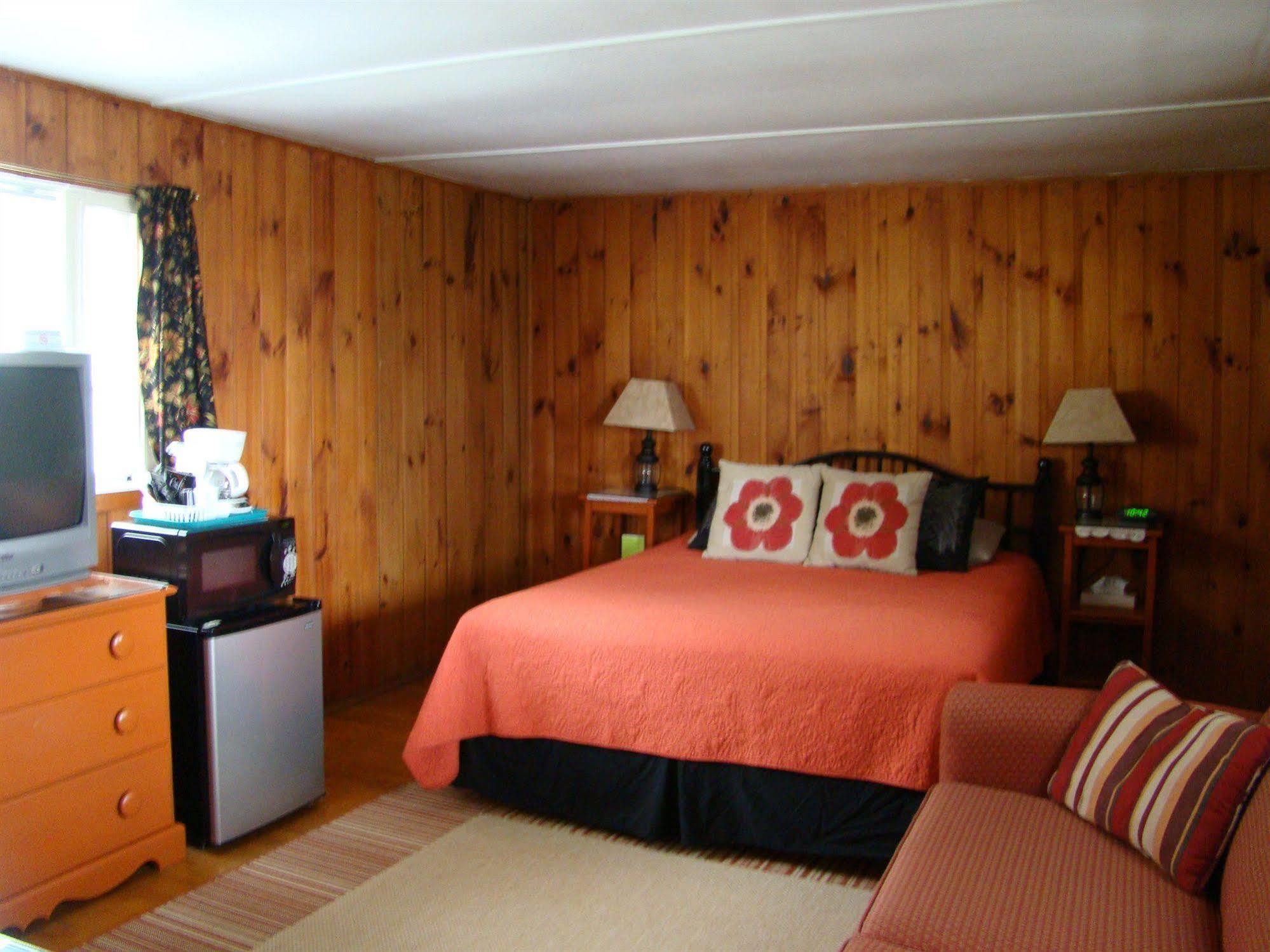 Bay Leaf Cottages & Bistro Lincolnville Extérieur photo