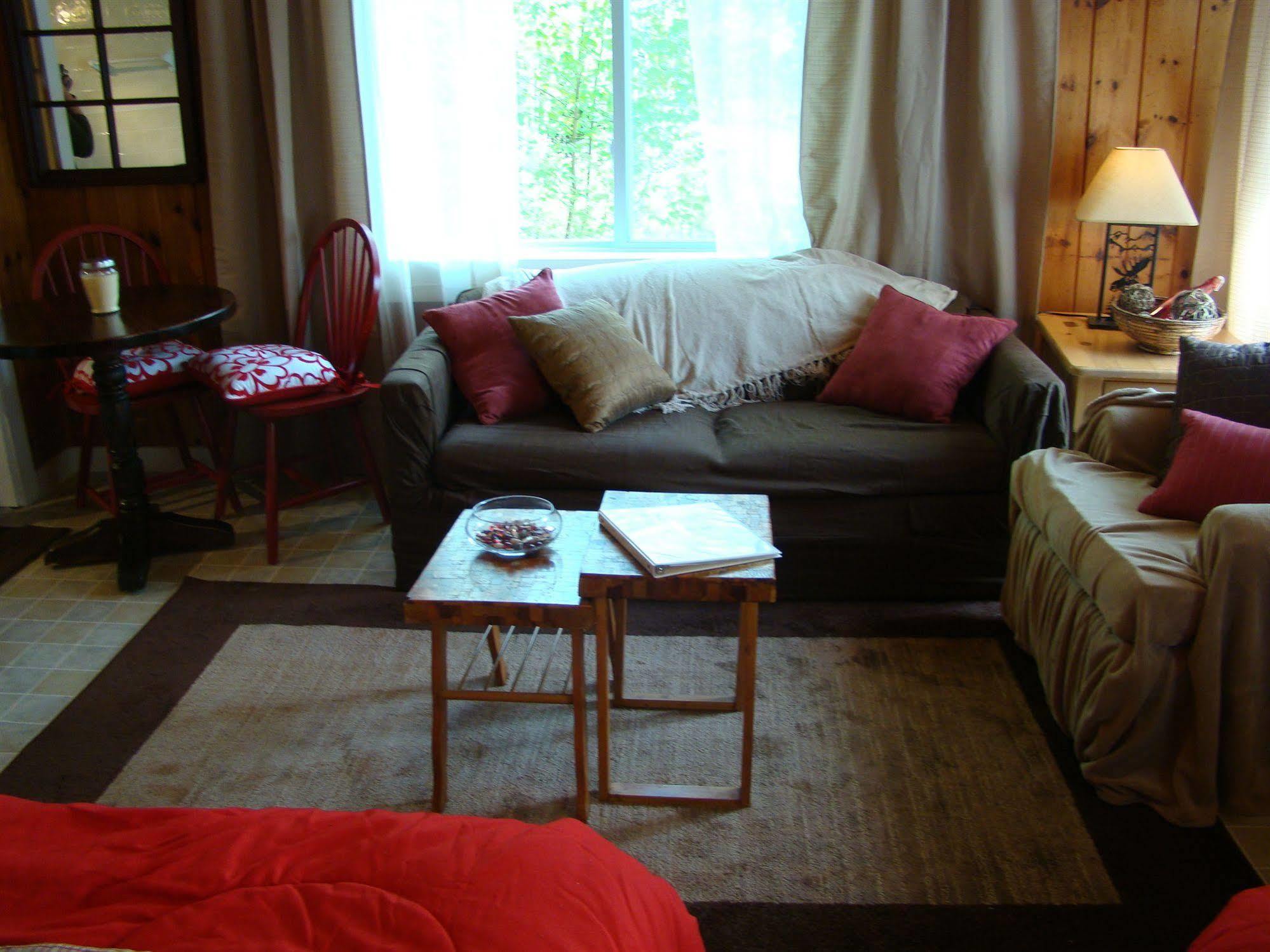 Bay Leaf Cottages & Bistro Lincolnville Extérieur photo