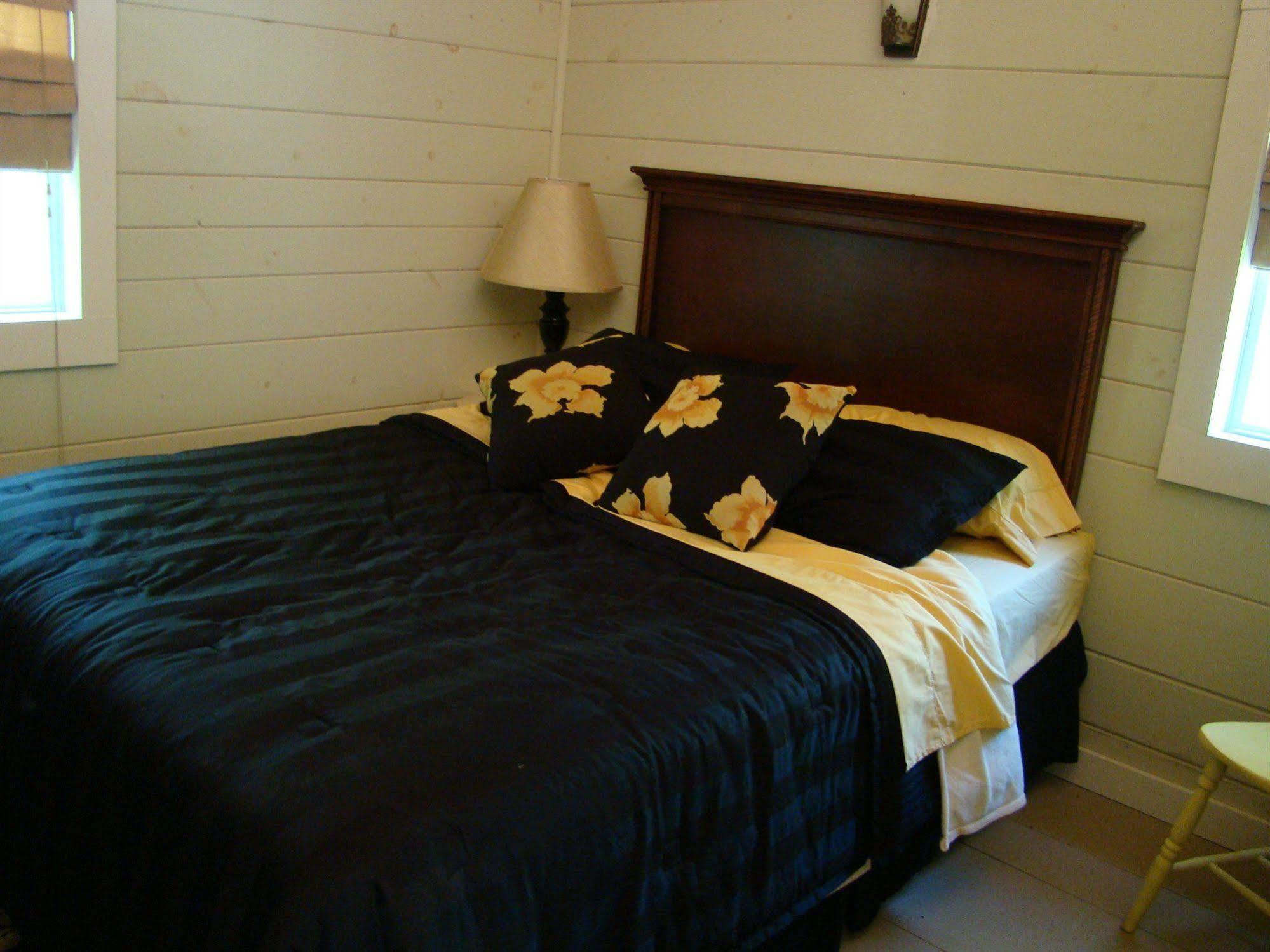 Bay Leaf Cottages & Bistro Lincolnville Extérieur photo