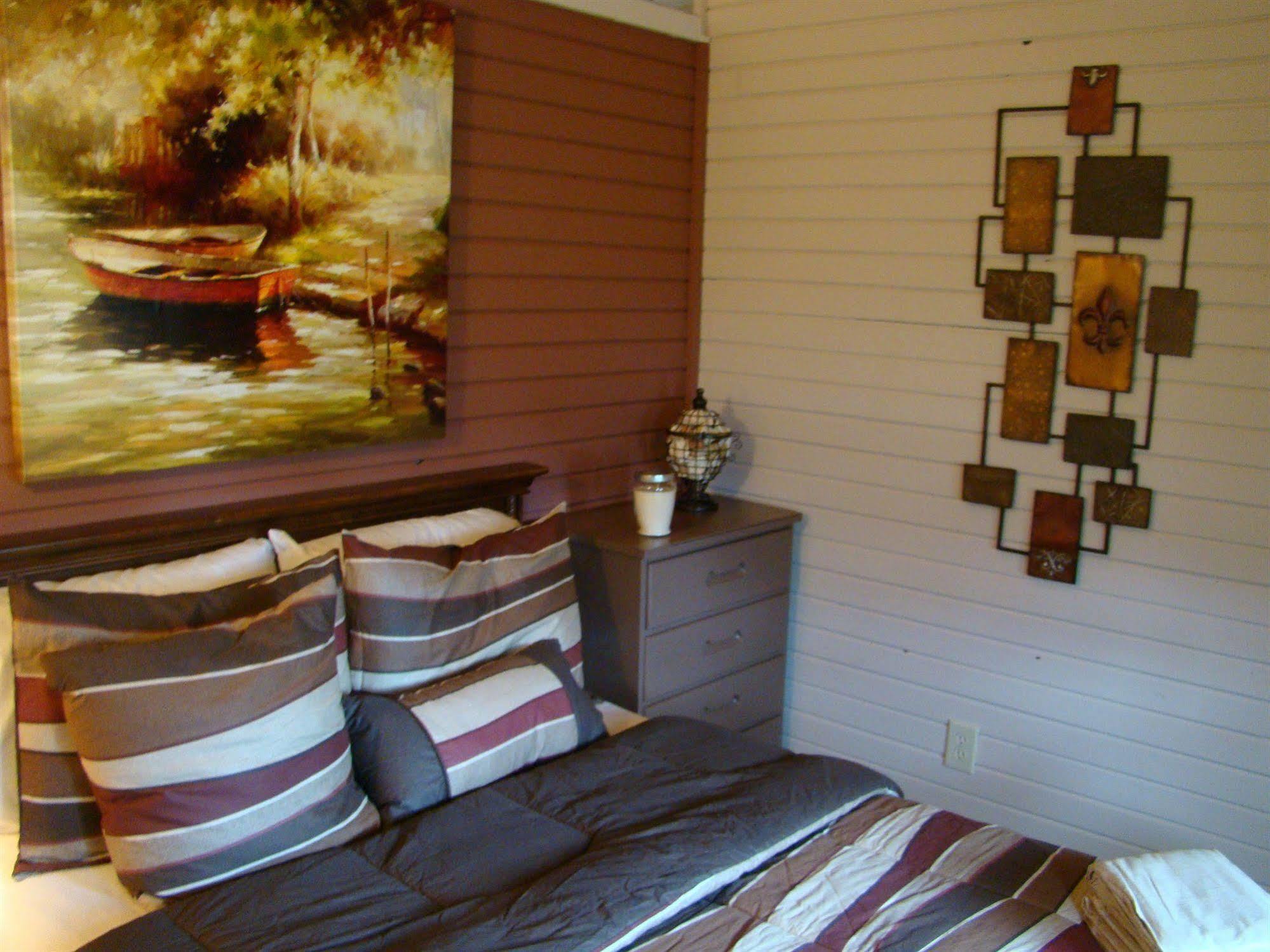 Bay Leaf Cottages & Bistro Lincolnville Extérieur photo
